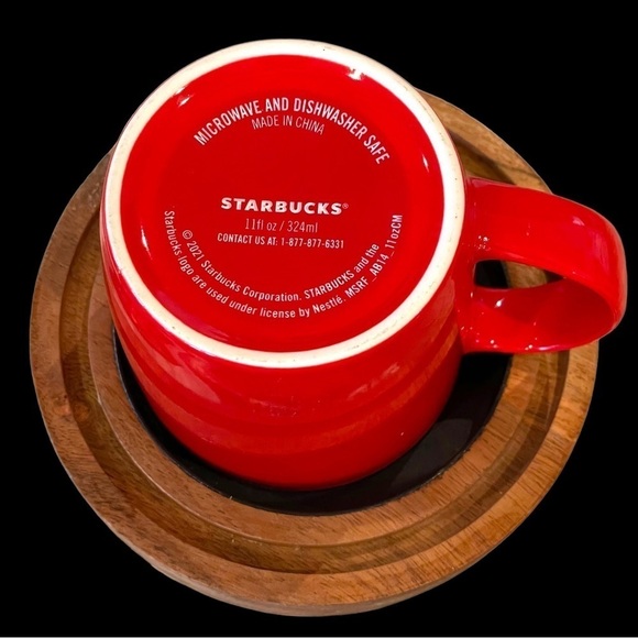 STARBUCKS 2021 Collectable Red 11 oz Ceramic Coffee Mug With Green Siren Logo - Picture 5 of 5